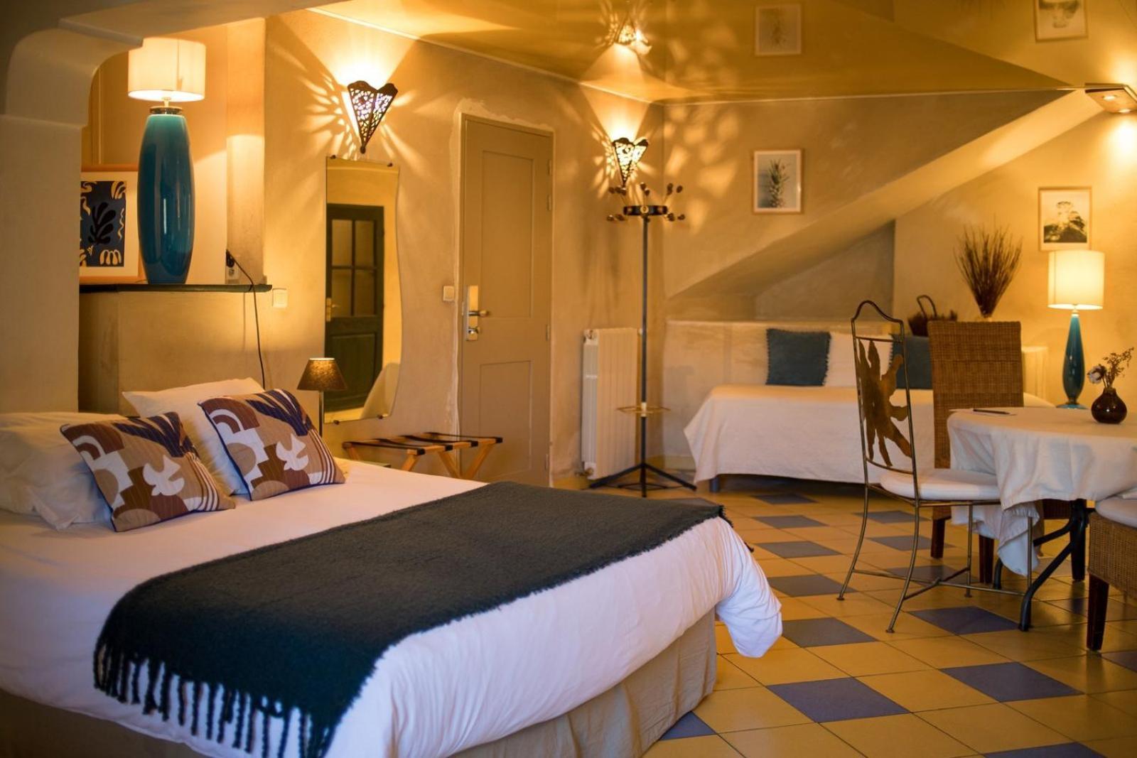 In Provence Hotel - Experience Atypique Venelles Exterior foto